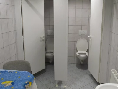 WC Damen Keller
