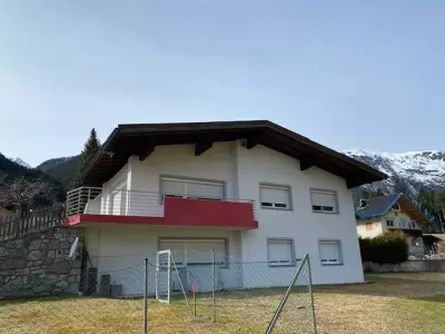 Saniertes Einfamilienhaus mit Einliegerwohnung