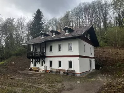 Landhaus / Villa aus der Jahrhundertwende in Alleinlage unweit des Schneebergs!