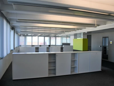 Büro 9
