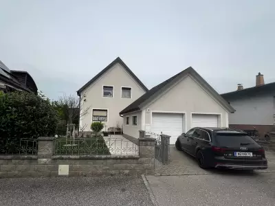 VORANKÜNDIGUNG: Prompt beziehbares Mehrfamilienhaus inmitten von Loosdorf